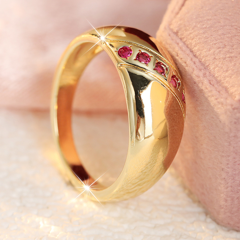 Retro Elegant Vintage-Style Ring with Classic Charm